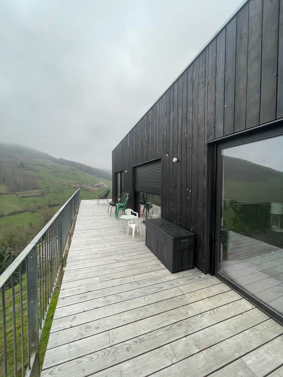 Maison suspendue — Ancy · Rhône — photo 1